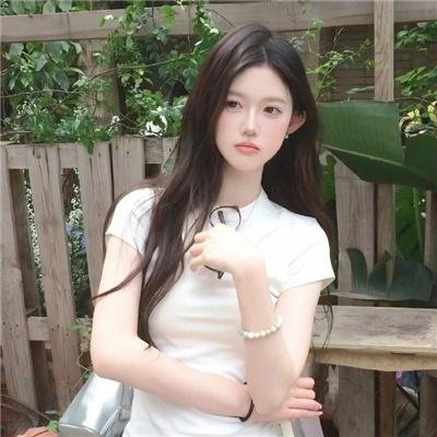 美丽笨女人