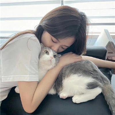 俏书记